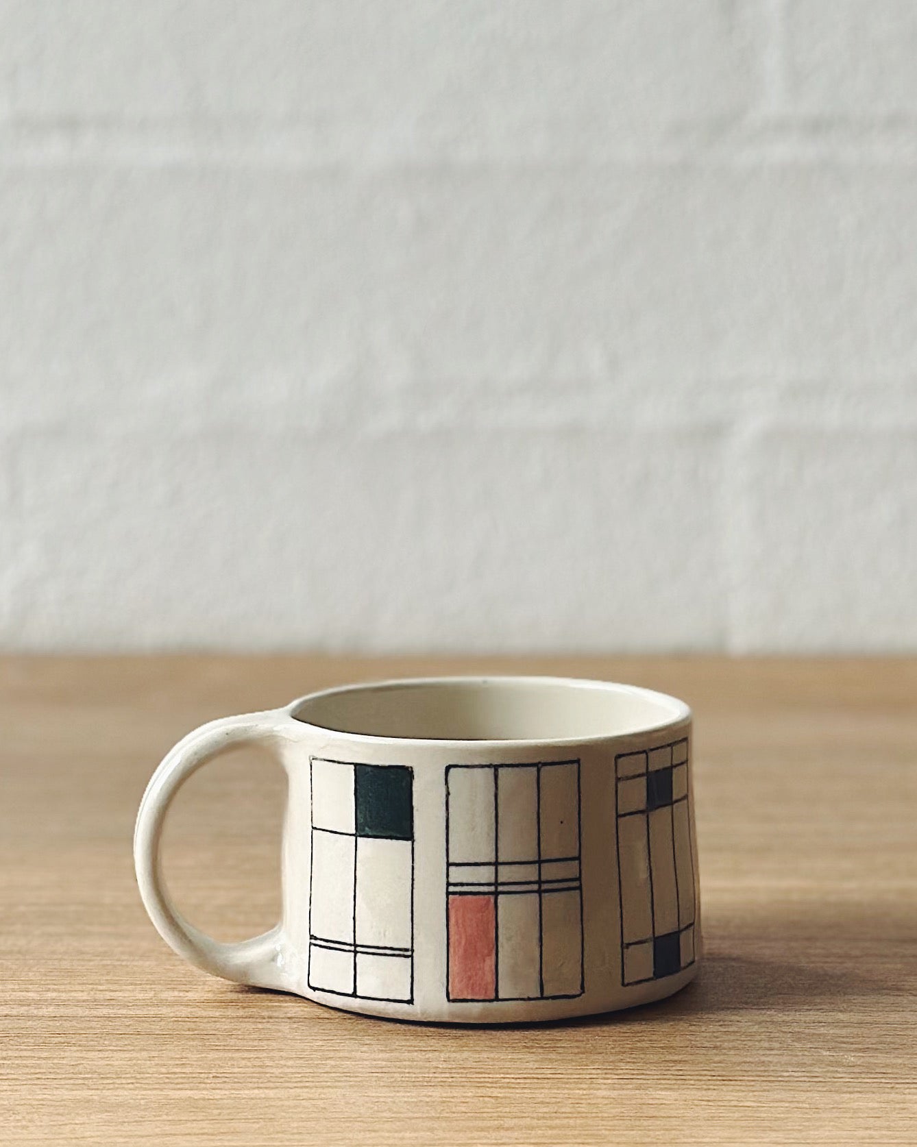 Mondrian mug (blue, green and pink) - short