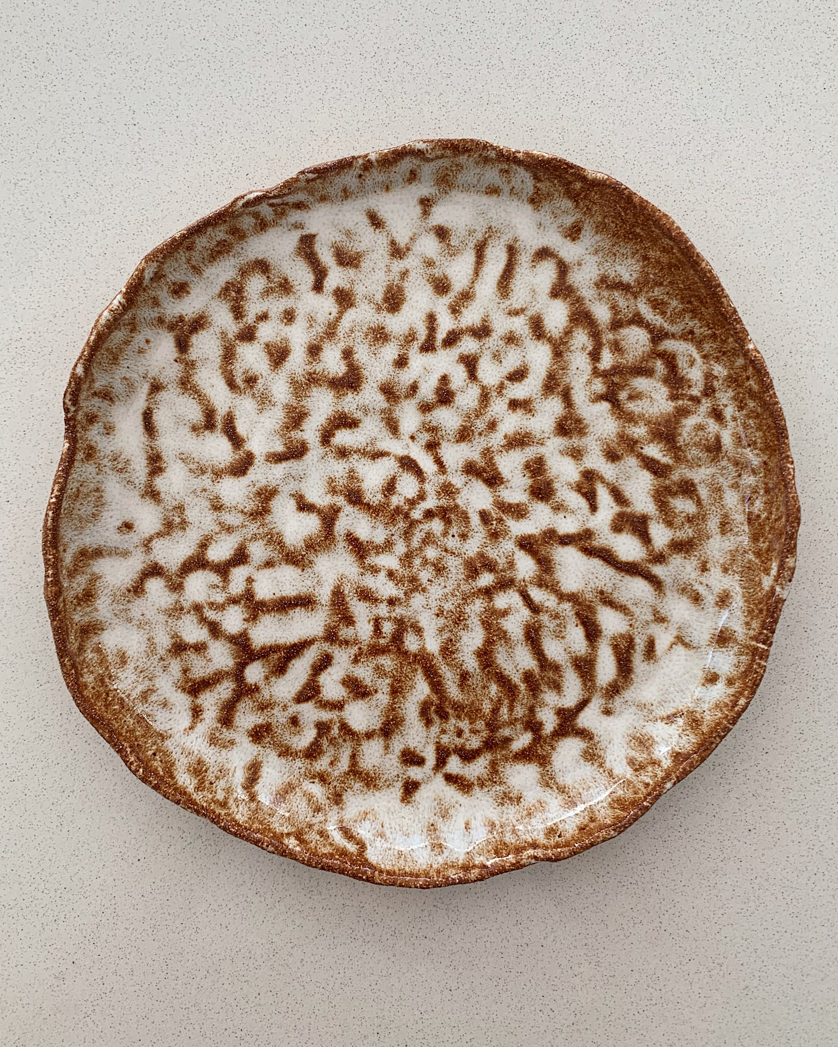 Jenn Johnston Ceramics pinchME dish - medium + caramel